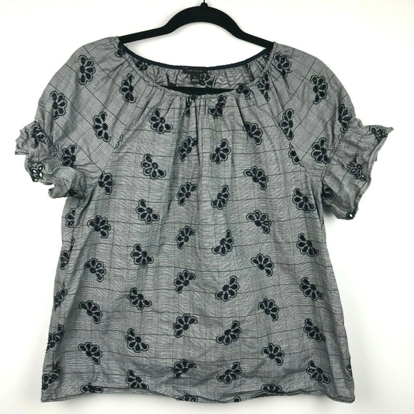 Ann Taylor Loft Size M Gray Floral Short Sleeve - Picture 1 of 6